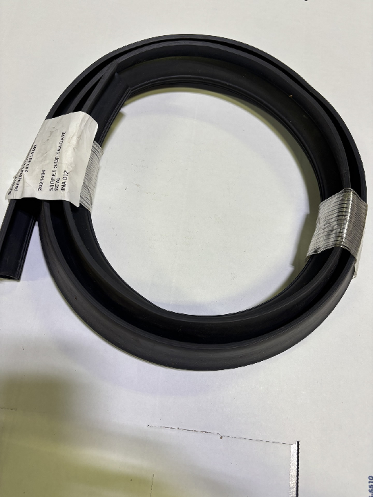 STREET SIDE TAILGATE SEAL (2021494)