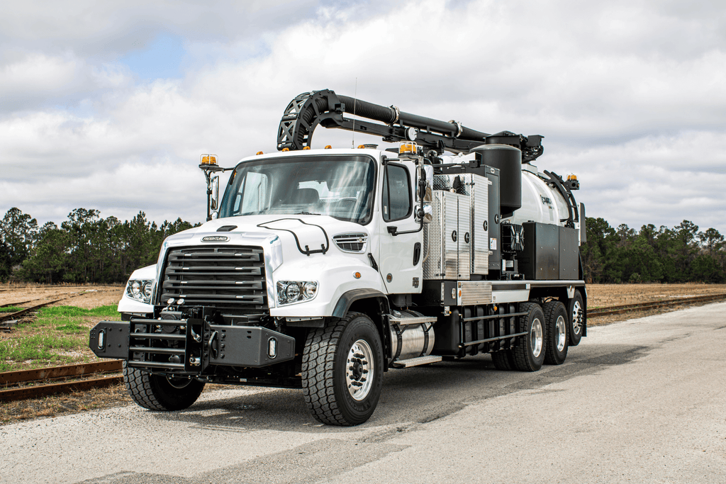 Vac-Con X-Cavator CXT hydro excavator, front view