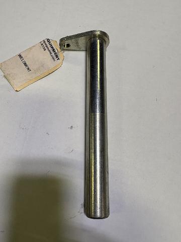 ARM PIVOT PIN WELDMENT (D69438)