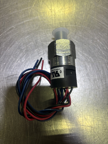 PRESSURE SWITCH (HYI01400)