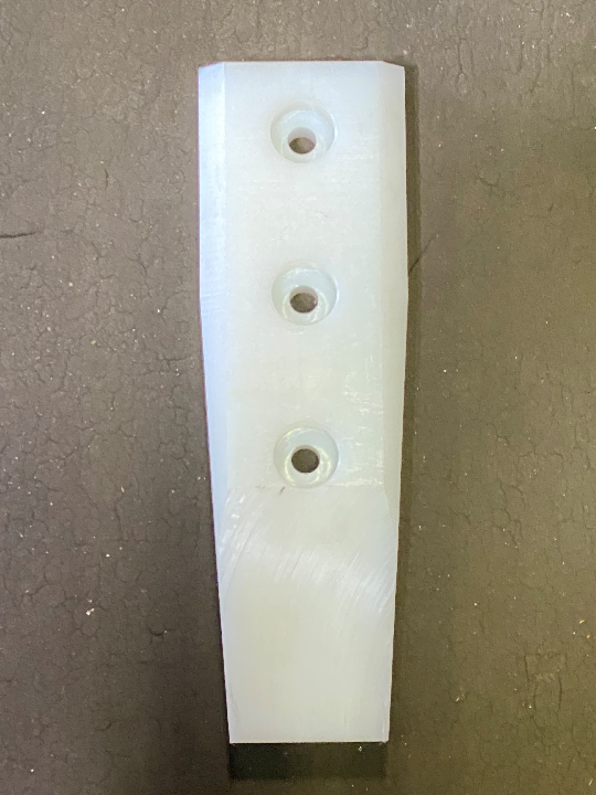 GUIDE - PLASTIC - 1-3/4 X 4 X 10 (HYV30242)