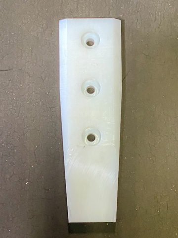 GUIDE - PLASTIC - 1-3/4 X 4 X 10 (HYV30242)