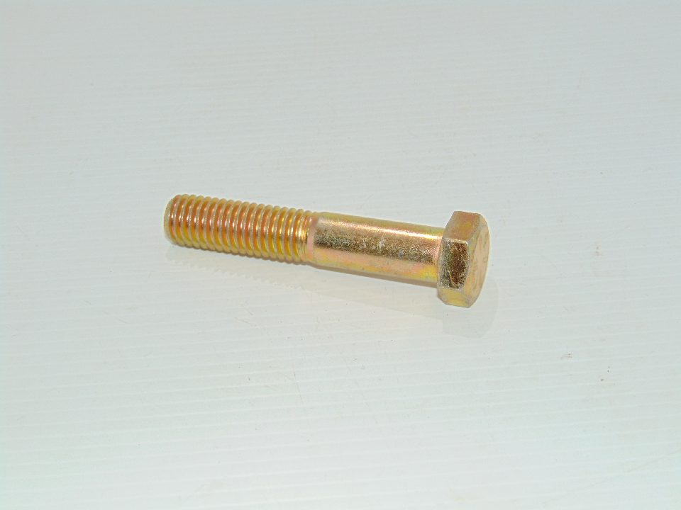 CAPSCREW (QUB04804)