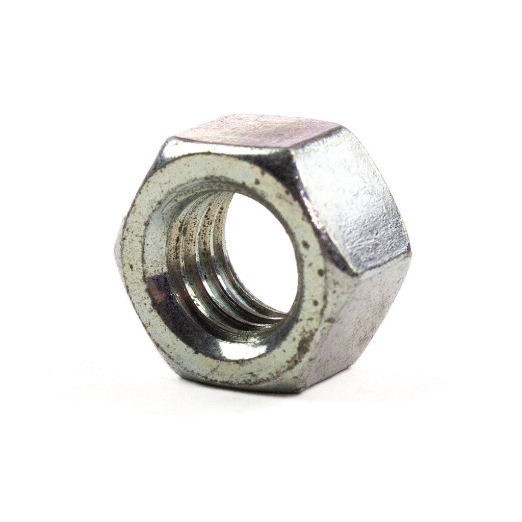 NUT (QUE00400)