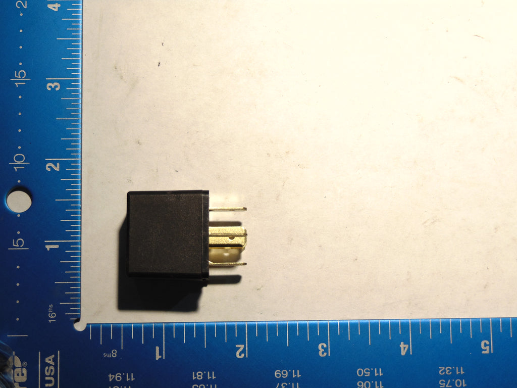 Relay, 12V, 30-40 Amp, NO-NC, Labrie part ELR00810, view 7