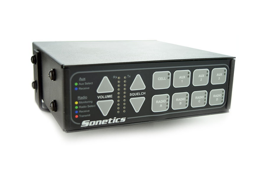 Sonetics SON204 4-radio digital intercom front panel