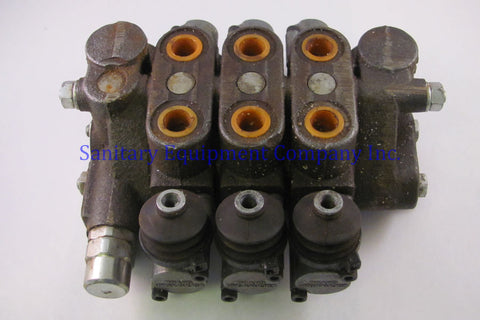 IILLUSTRATIVE IMAGE OF 3 SPOOL CONT. VALVE NEW STYLE